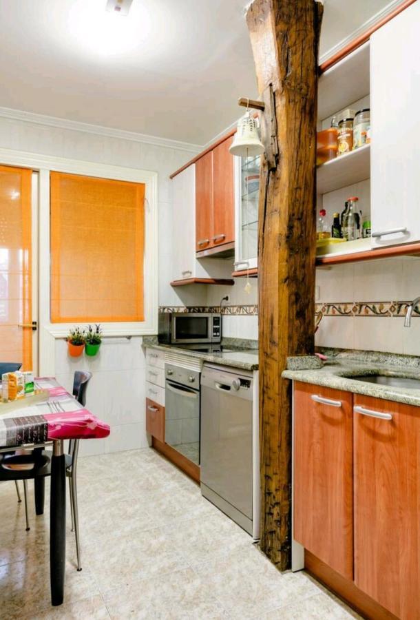 Nuestro Refugio - Casco Viejo Con Wifi Y Parking Gratuito- Apartment Bilbao Luaran gambar