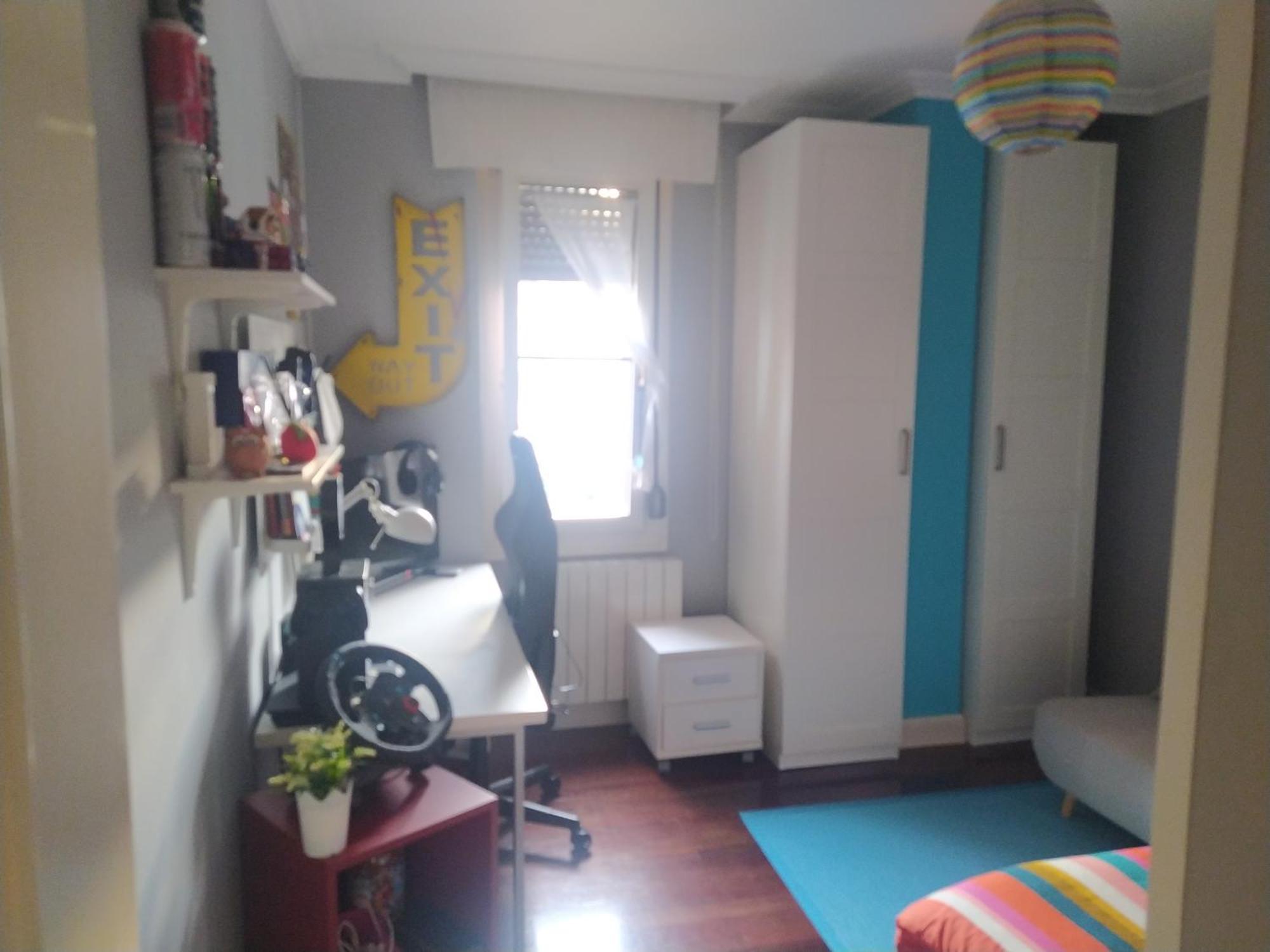 Nuestro Refugio - Casco Viejo Con Wifi Y Parking Gratuito- Apartment Bilbao Bilik gambar